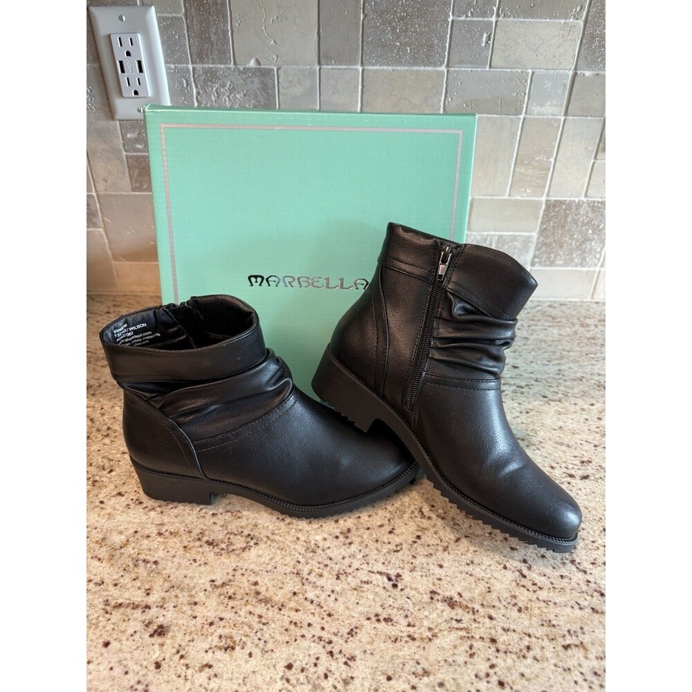 Marbella Women’s Black Ankle Boot Size 7 Zip Up Closure Block Heel